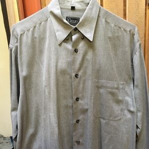 Handsome men’s herringbone dress shirt!